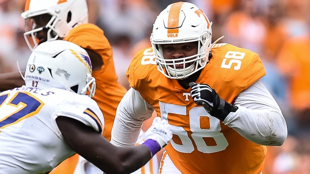 Tennessee Volunteers offensive lineman Darnell Wright