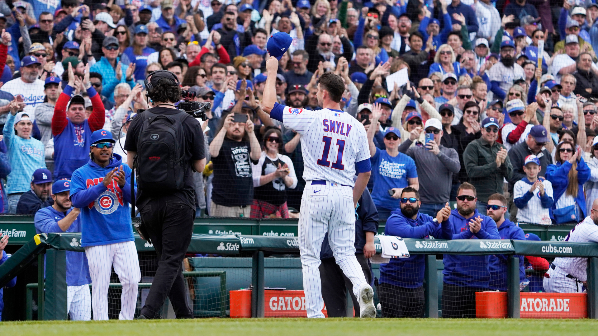 Cubs starter Drew Smyly loses perfect game on disastrous eighth