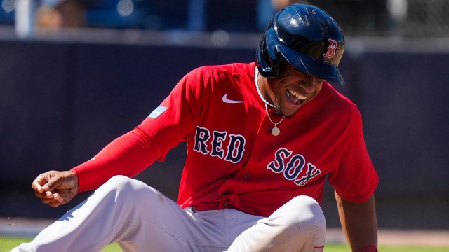 Boston Red Sox third baseman Enmanuel Valdez