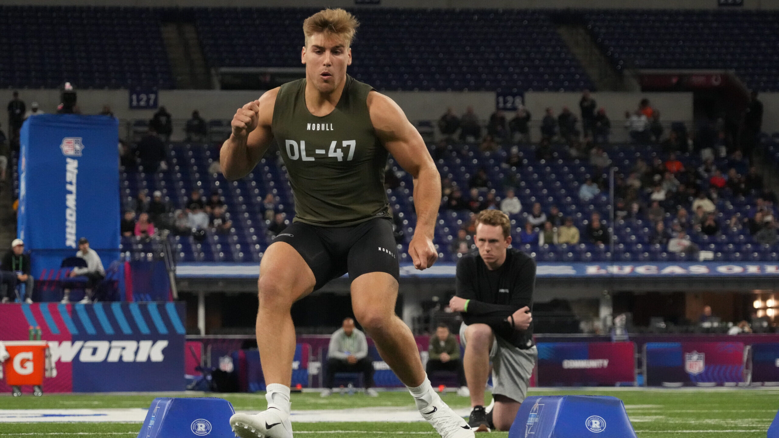 Nfl Draft Green Bay Packers Select Iowa Edge Rusher Lukas Van Ness