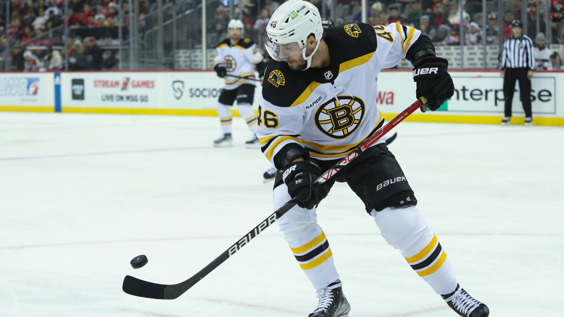 David Krejci to travel with Bruins to Florida ahead of Game 6