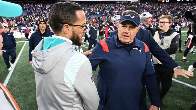 New England Patriots head coach Bill Belichick, Miami Dolphins head coach Mike McDaniel