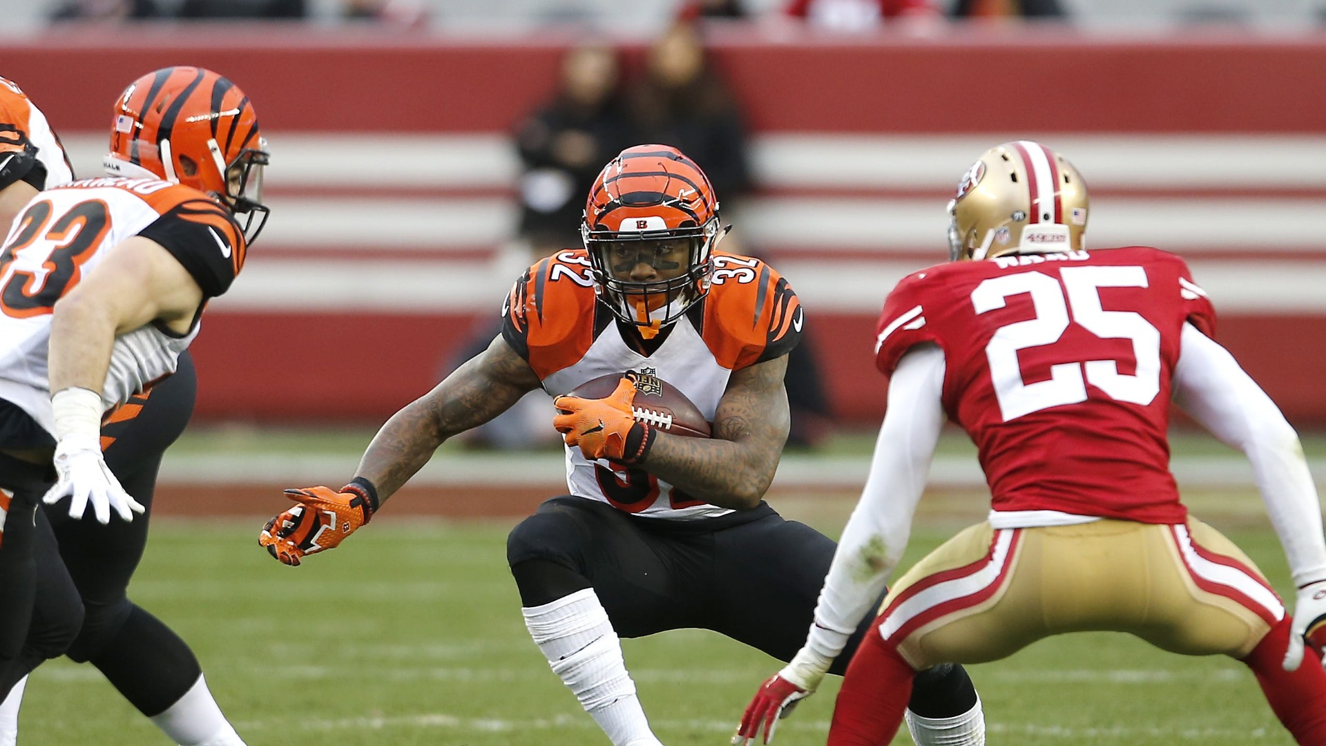 Cincinnati Bengals Running Back Jeremy Hill warms up before the NFL News  Photo - Getty Images