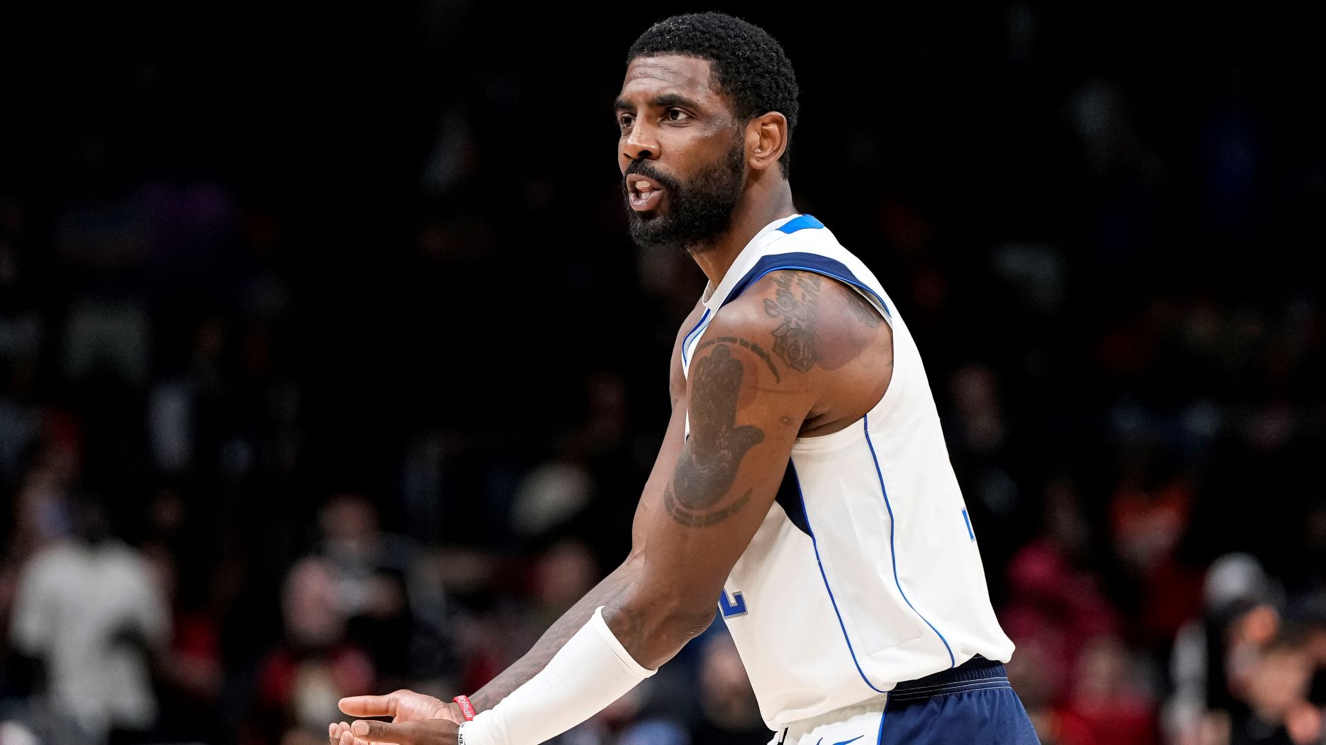 kyrie irving availability