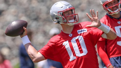 Patriots reveal when they will wear their throwbacks this season - Pats  Pulpit