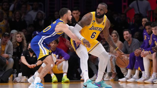 Golden State Warriors guard Stephen Curry and Los Angeles Lakers forward LeBron James