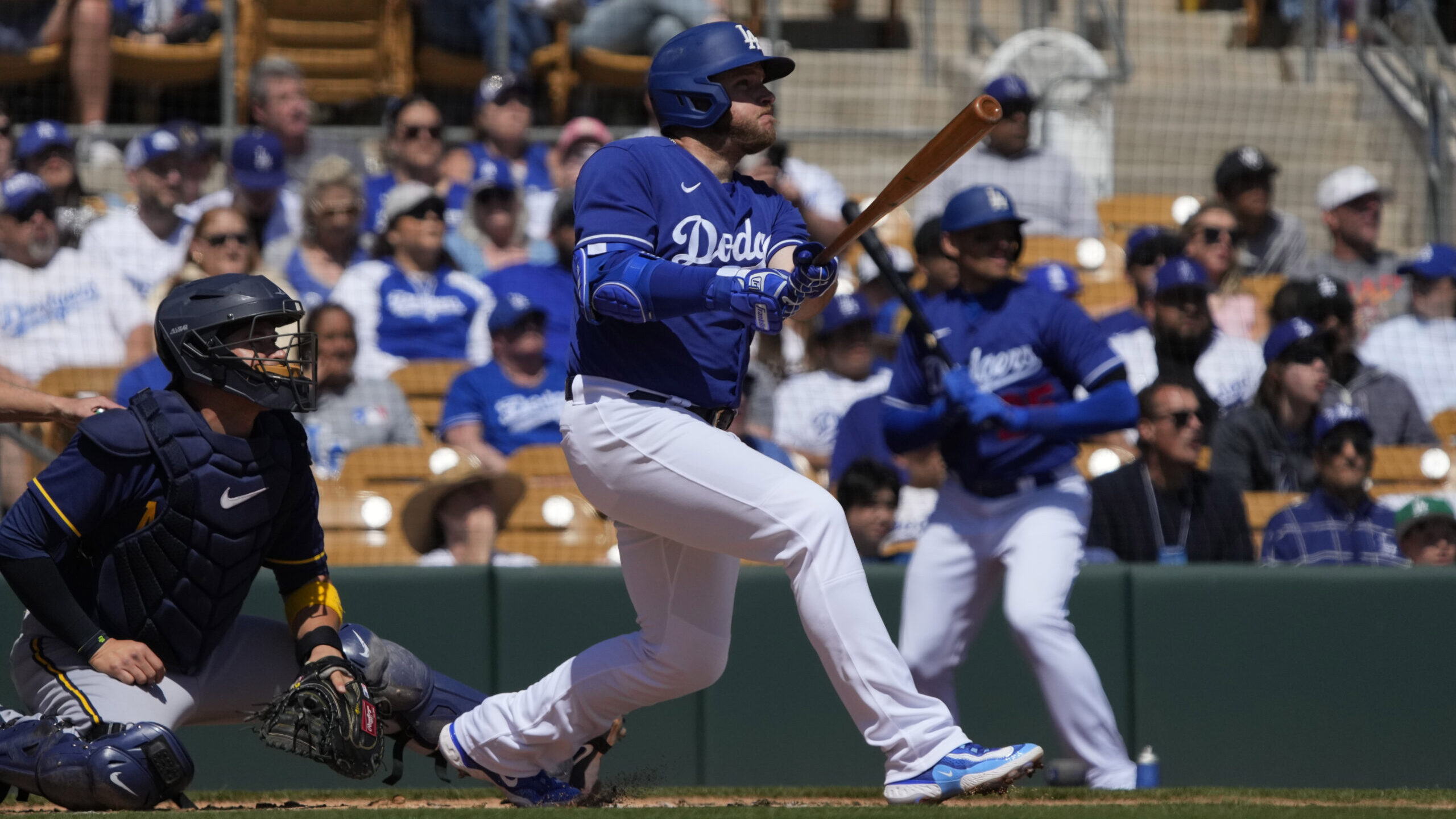 Max Muncy contract: MVP votes trigger a 2023 raise for Dodgers 1B - True  Blue LA