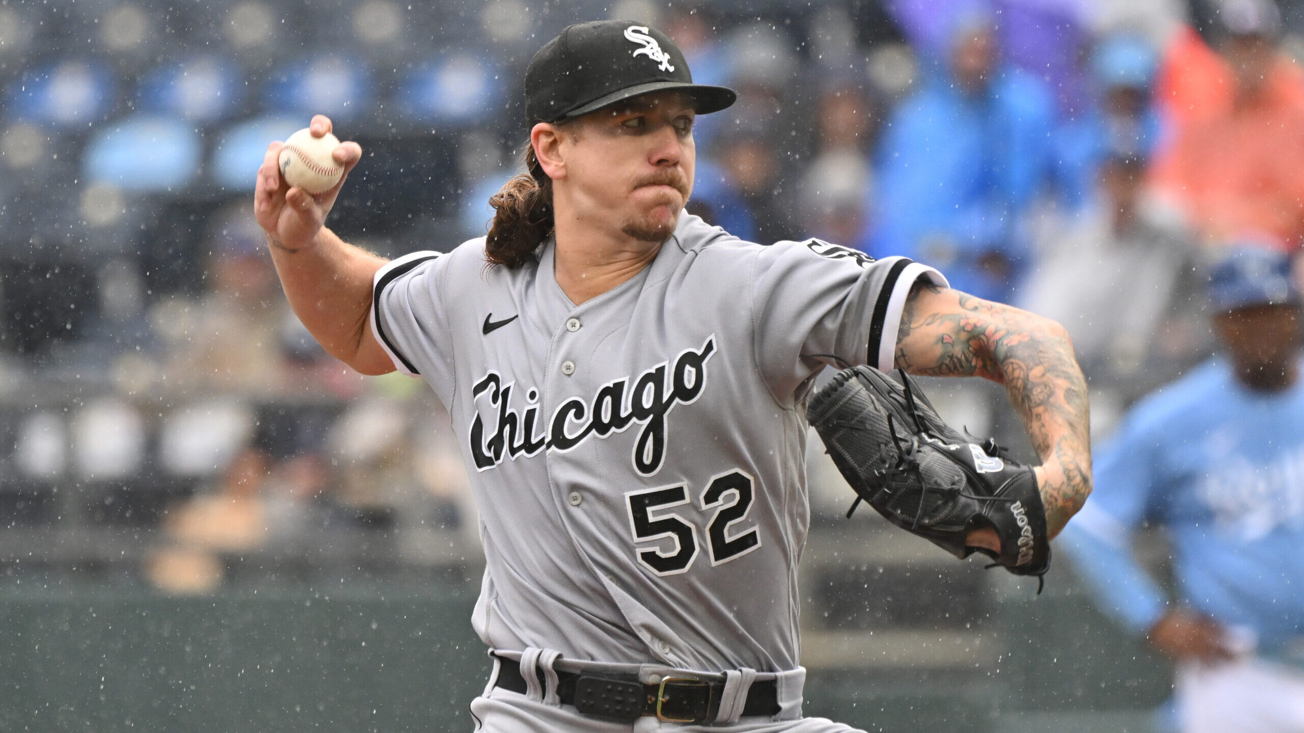 White Sox place Mike Clevinger on 15-day IL