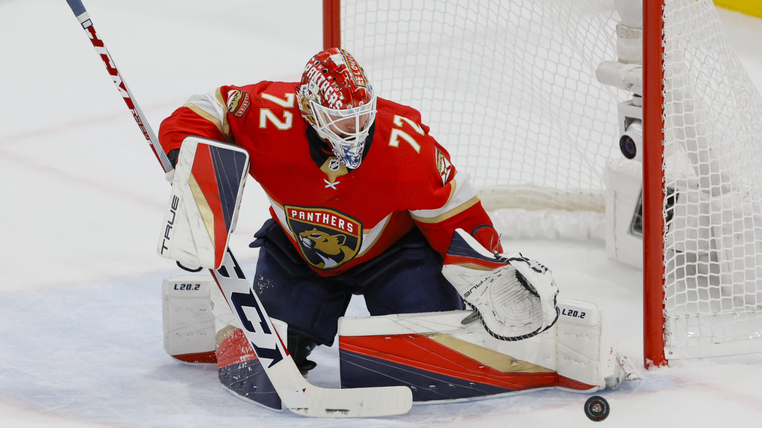 NHL Conn Smythe Power Rankings: Bobrovsky, Tkachuk Lead Panthers