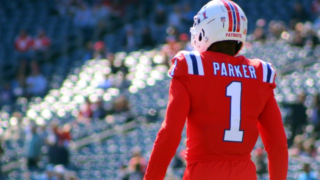 DeVante Parker likely taking Julian Edelman's old No. 11 Patriots jersey 