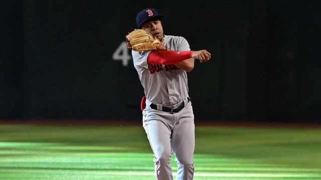 Boston Red Sox second baseman Enmanuel Valdez