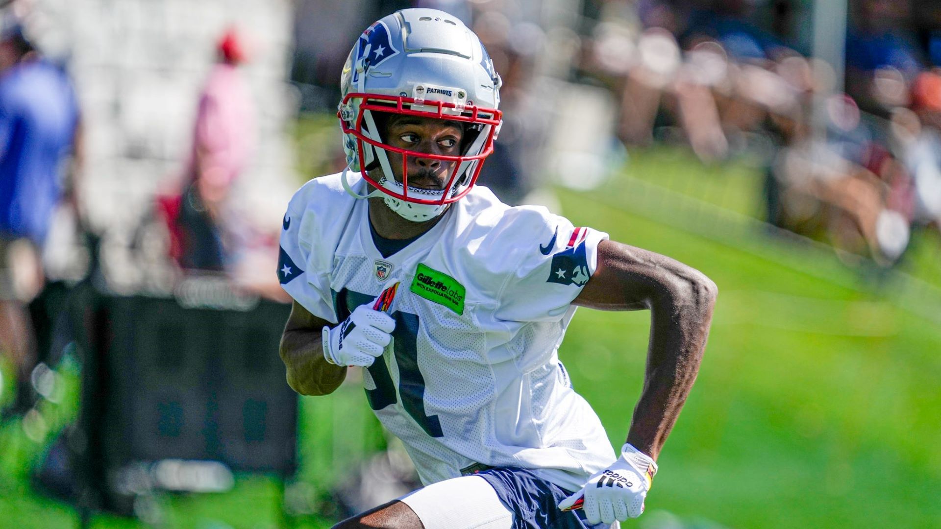 Patriots WR Tyquan Thornton dealing with soft-tissue injury, per report -  Pats Pulpit