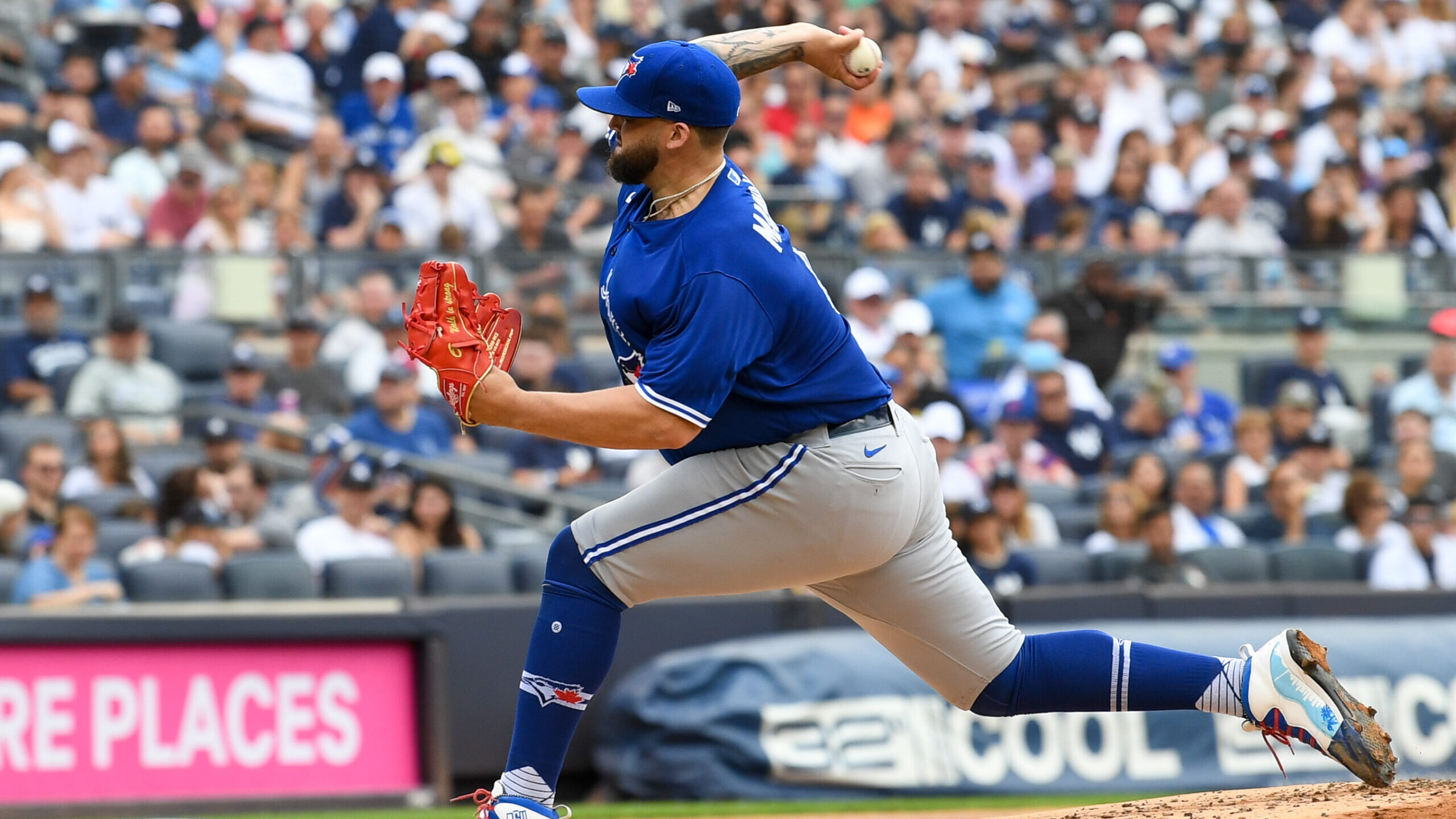 Lott's Photo Dispatches: Vlad, Bo and on with the show for Blue Jays - The  Athletic