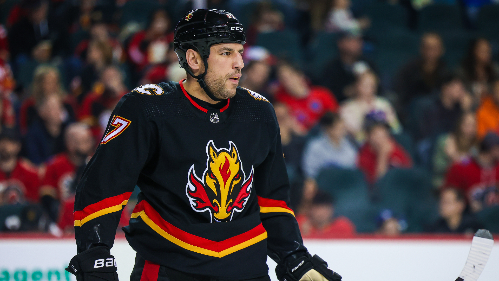Bruins officially reunite with fan favorite Milan Lucic