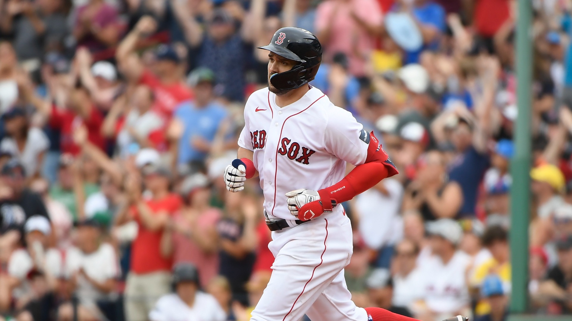 Adam Duvall with a productive week at the plate for the Sox