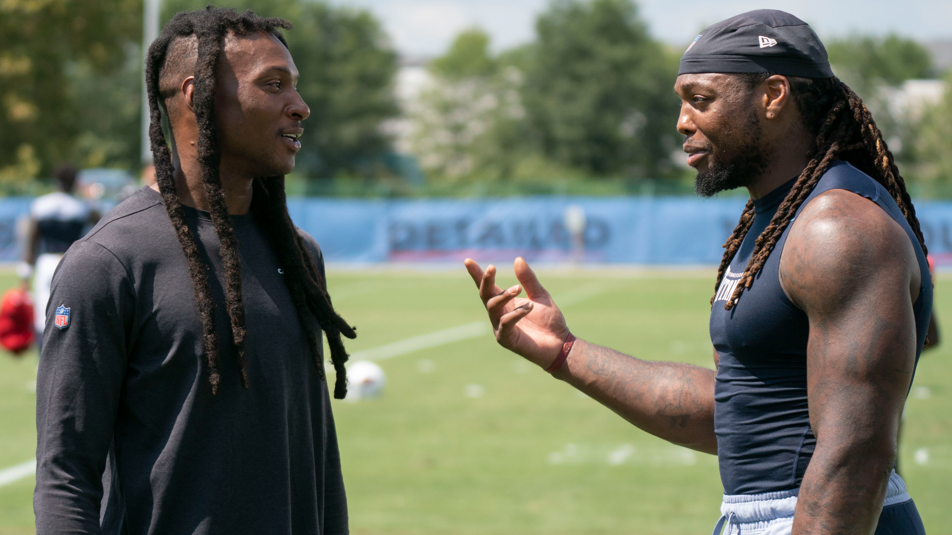 DeAndre Hopkins officially announces Tennessee Titans signing