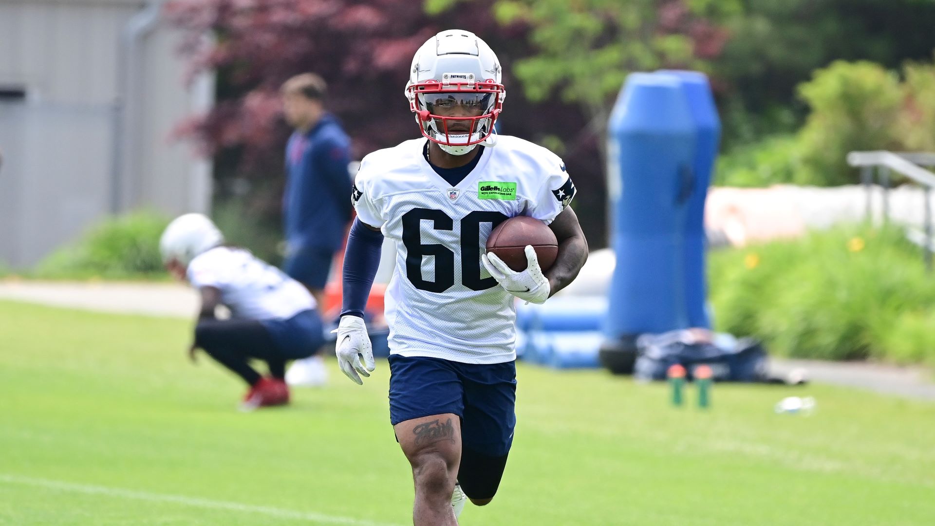 Versatile Marcus Jones lone spark on Patriots offense