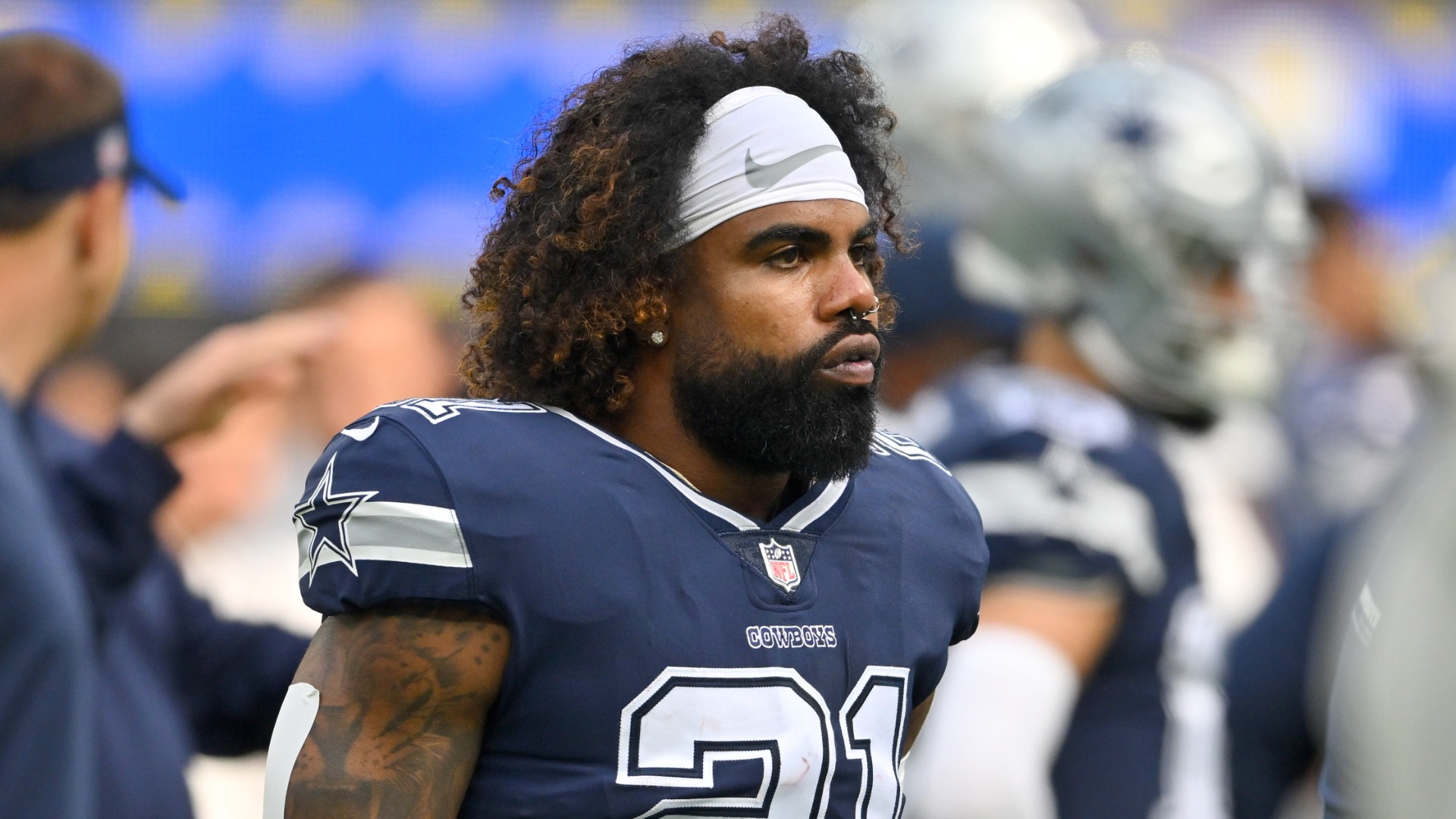 Restructure or release? Dallas Cowboys RB Ezekiel Elliott headlines NFC  players to keep an eye on