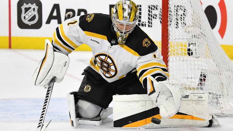 Boston Bruins goaltender Jeremy Swayman