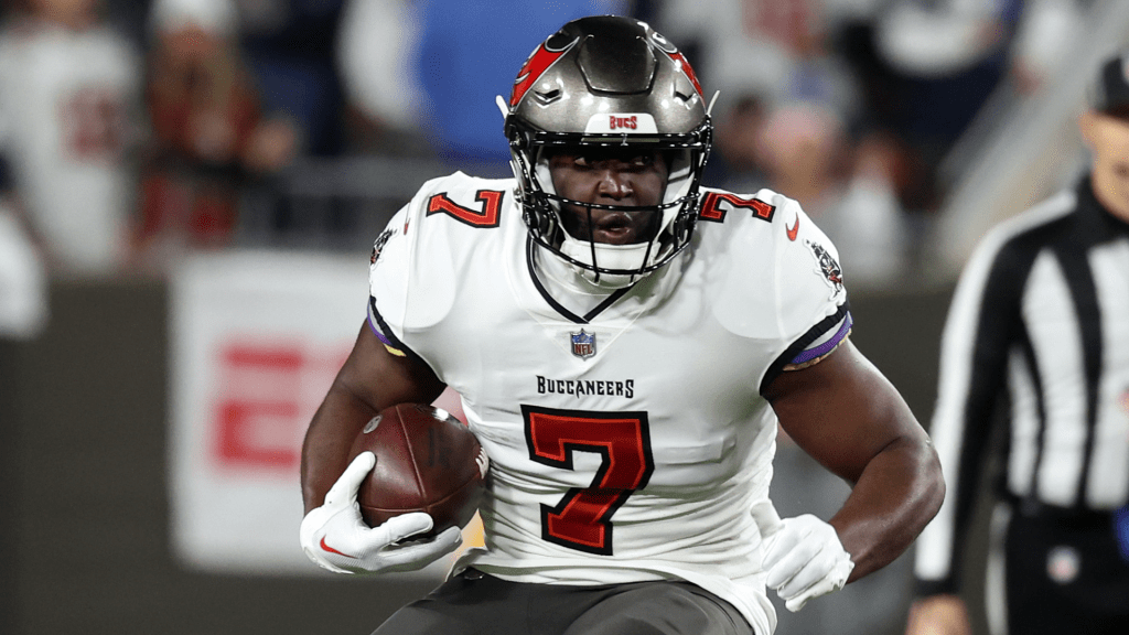 Source: Patriots hosting RB Darrell Henderson for free-agent