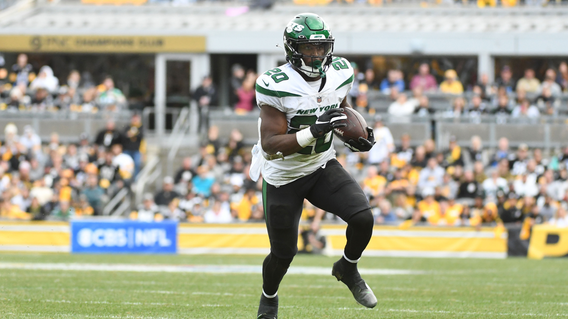 New York Jets RB Michael Carter Praises Undrafted Free Agent Zonovan Knight  - Sports Illustrated New York Jets News, Analysis and More