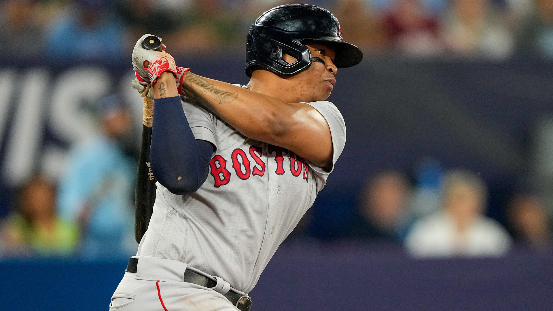 Red Sox ‘Rolling’ Offense Puts Up Six Homers in Series Open Vs.
Cubs
