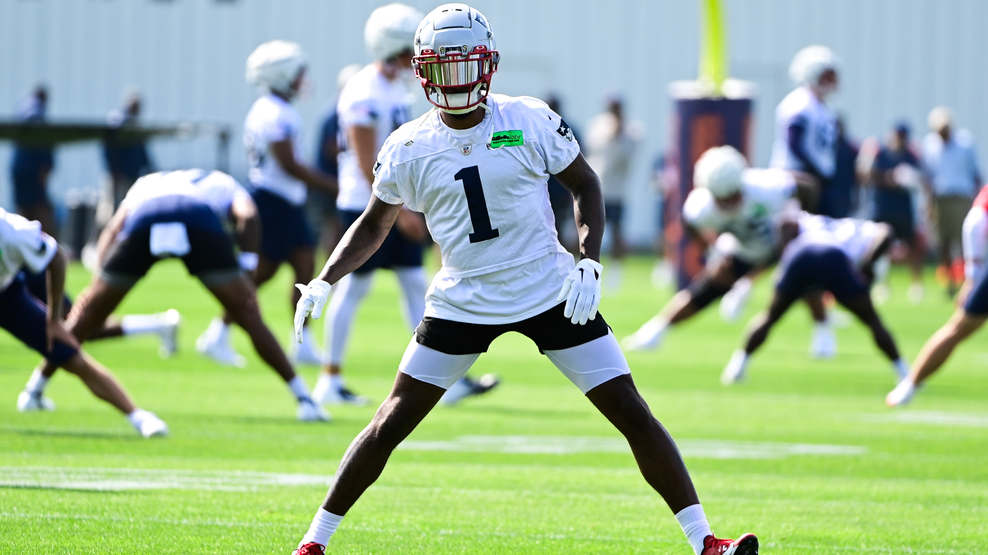 Patriots WR DeVante Parker misses second straight practice