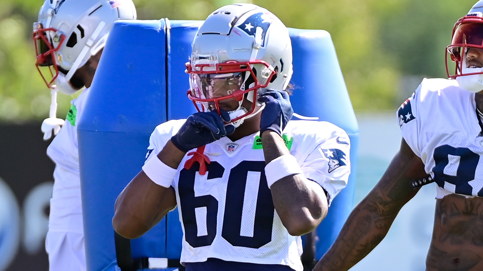 Patriots legend put the heat on Bill Belichick for Demario Douglas benching