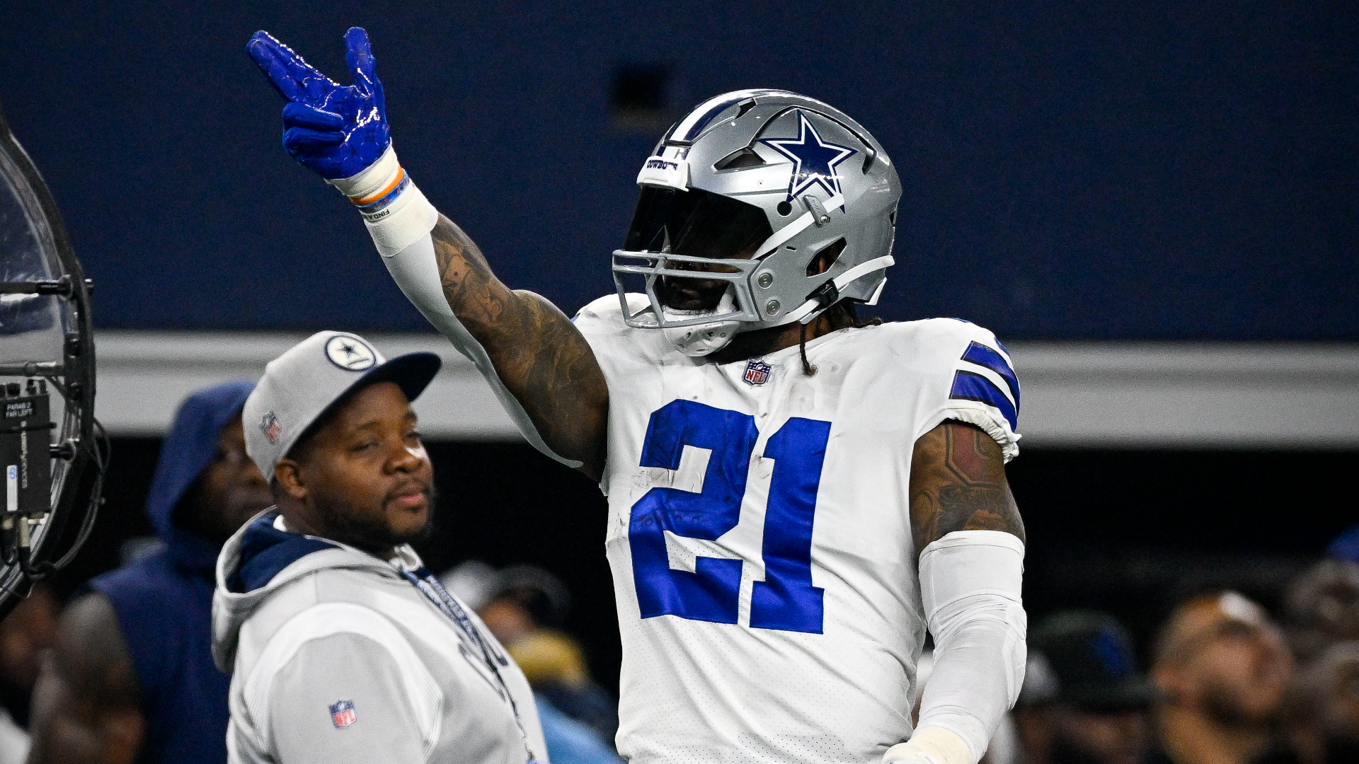 New England Patriots vs. Dallas Cowboys: How to Watch, Betting Odds, Zeke  Homecoming - Sports Illustrated New England Patriots News, Analysis and More