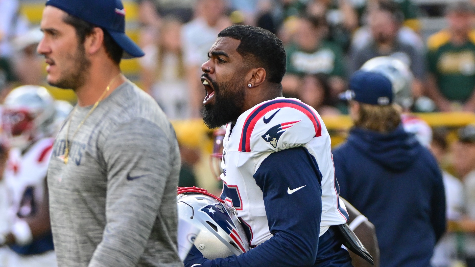 Patriots' Ezekiel Elliott-Rhamondre Stevenson Duo Could Benefit