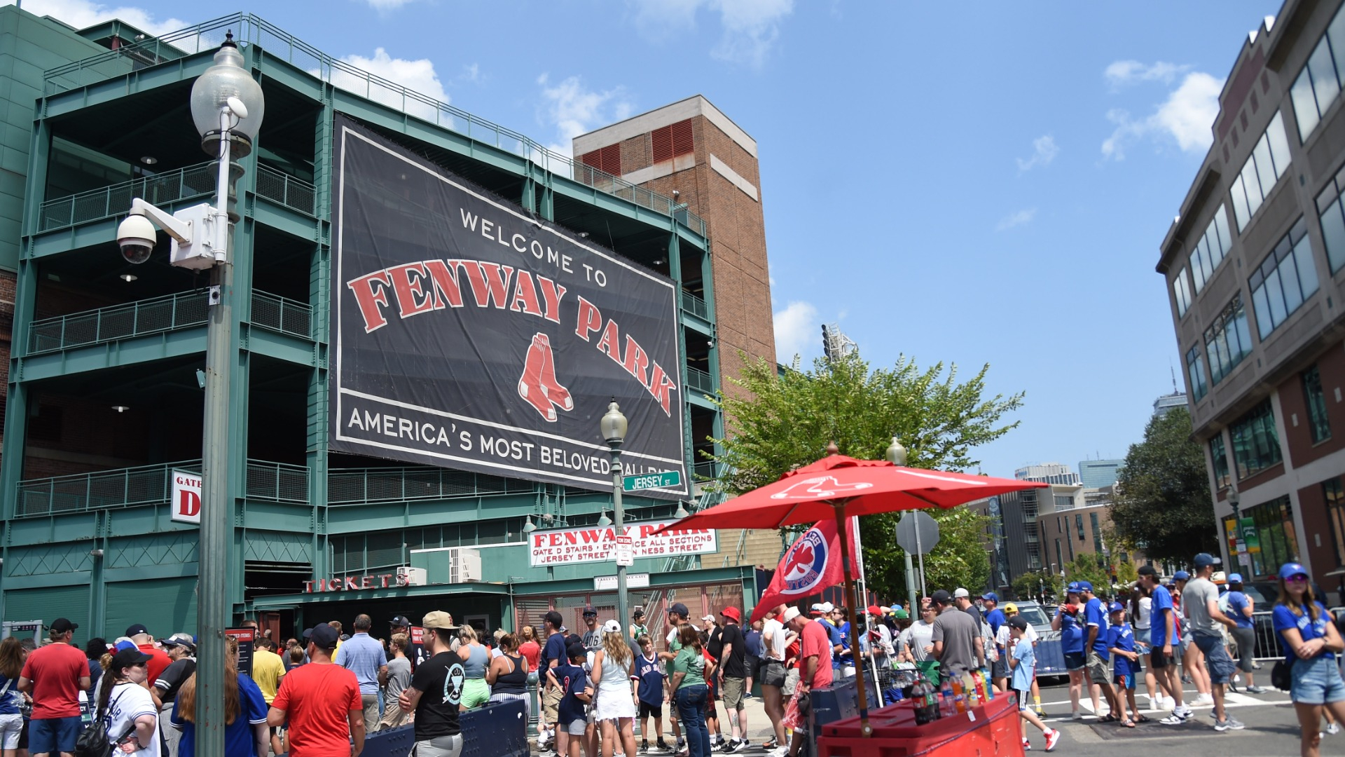 Fenway Corners (Red Sox), 1 Jersey Street, Fenway