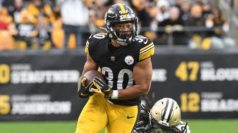 Pat Freiermuth Draws Praise From Bill Belichick: 'He's Come Through' For  Steelers - Steelers Depot