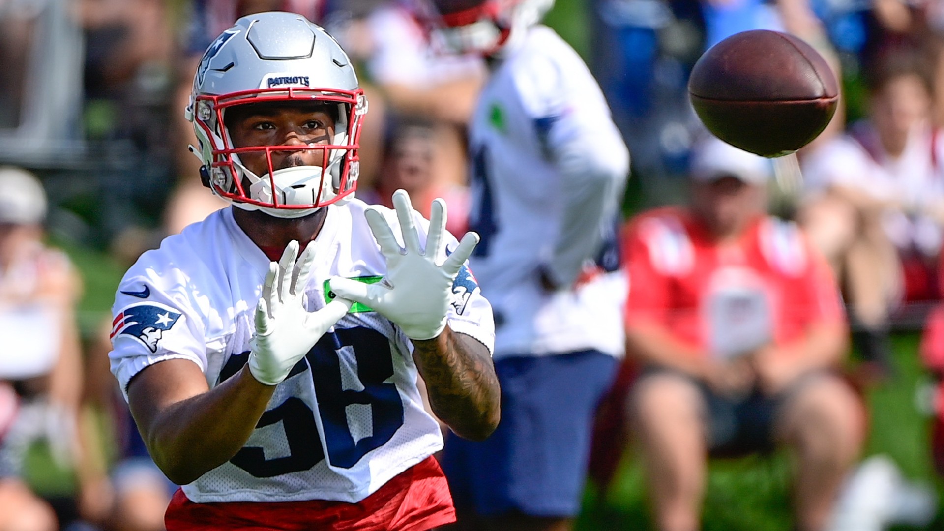 JuJu Smith-Schuster Flashes Potential on Day Two of Patriots Training Camp