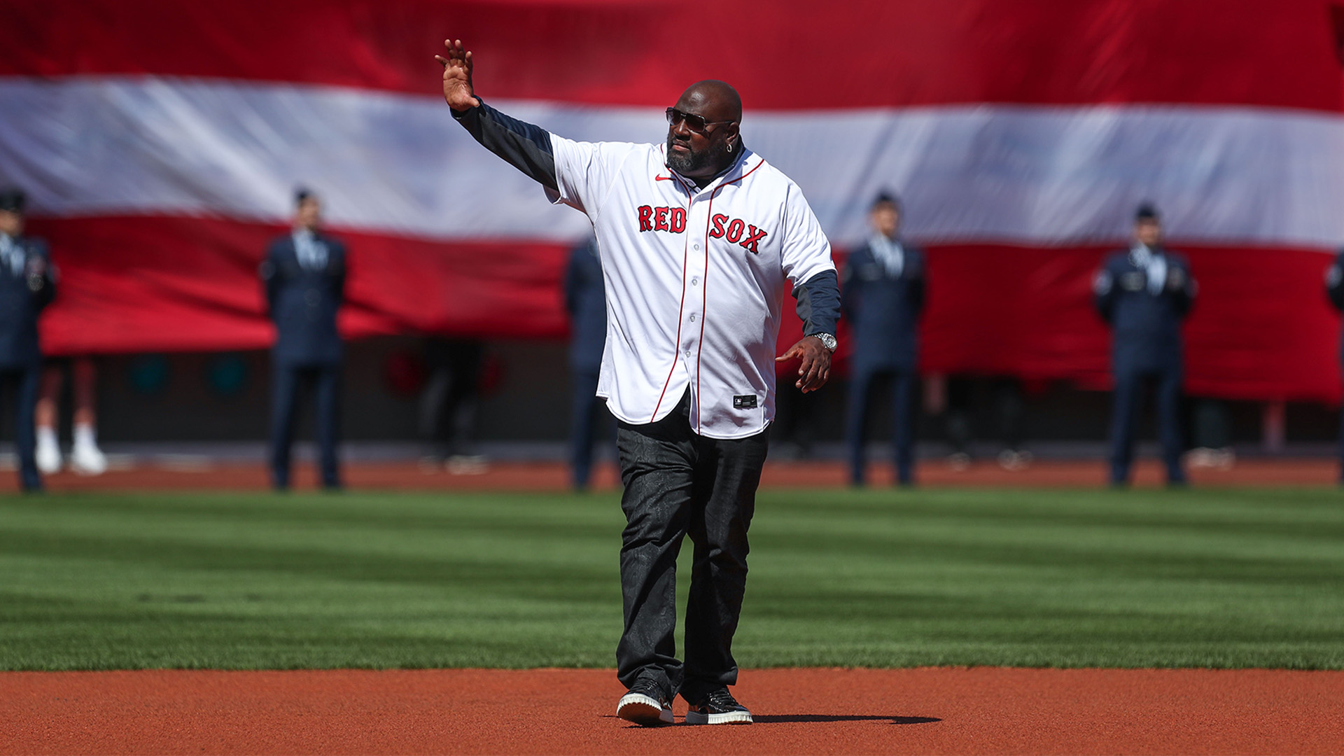 Mo vaughn jersey 2025