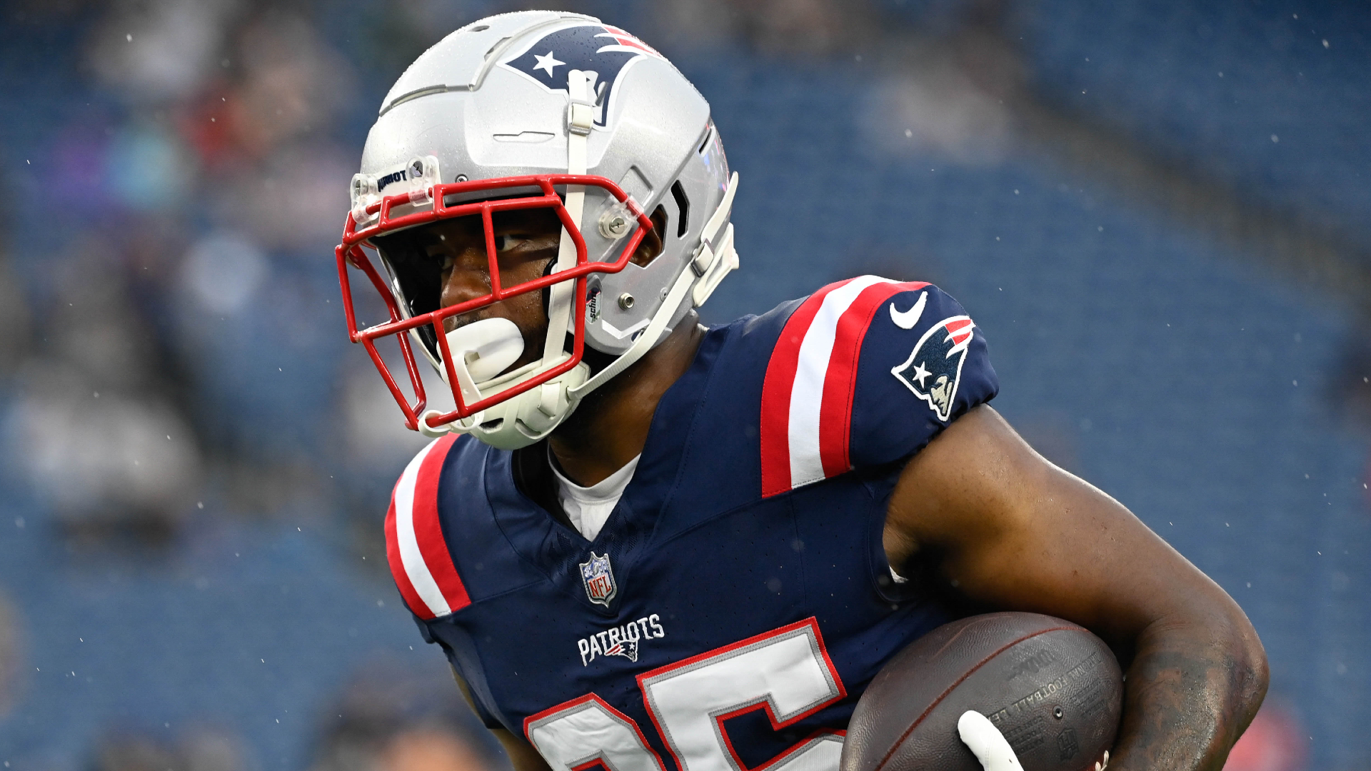 Pierre Strong has breakout game for Patriots on Monday Night Football