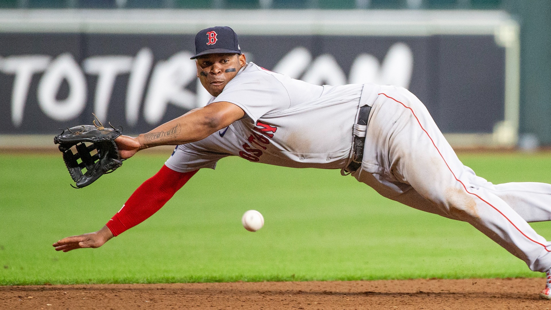 Red Sox are in big trouble in ALDS if Rafael Devers is hurt