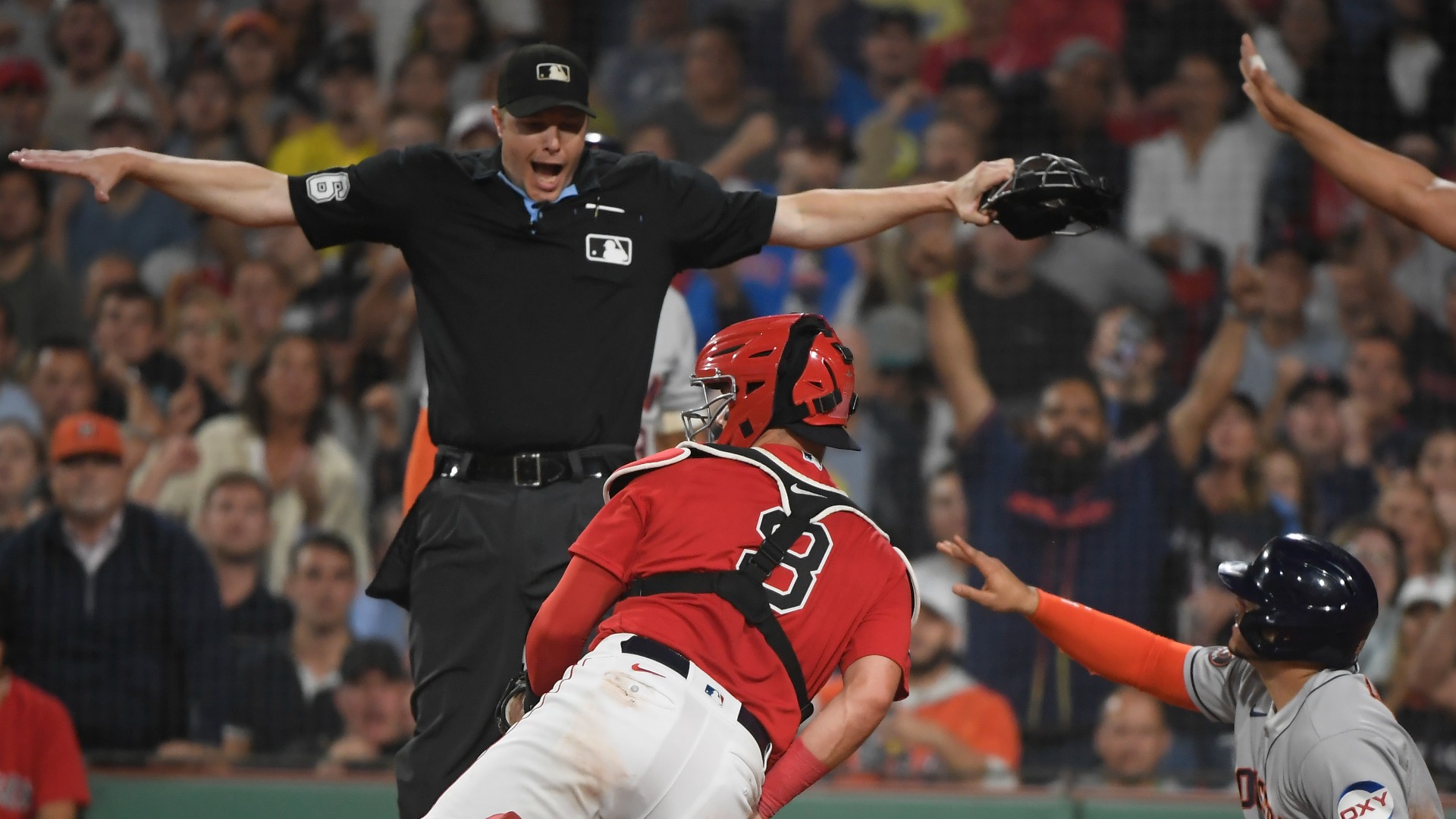 Download Alex Bregman Mid-throw In Dark Blue Uniform Wallpaper