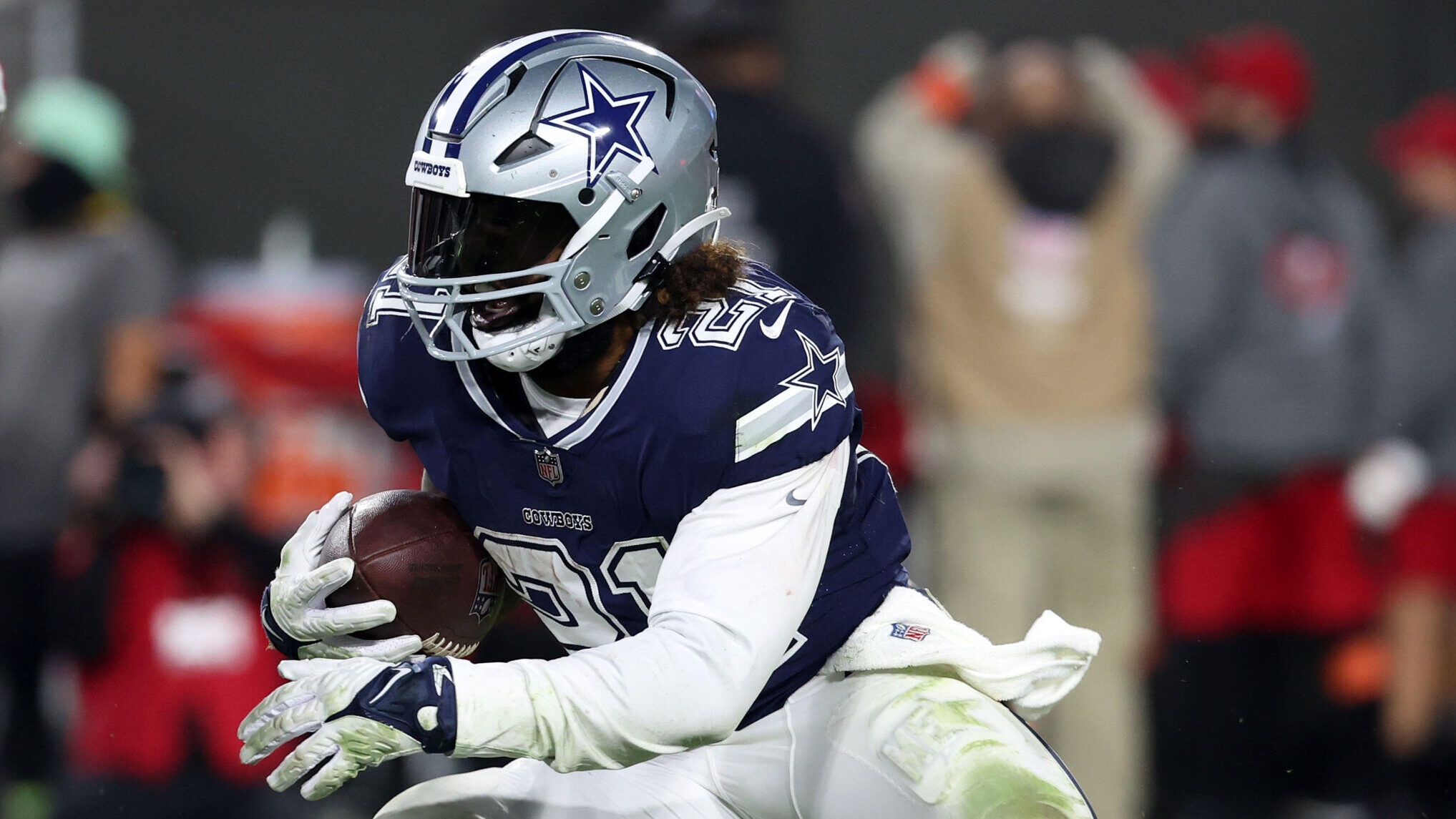 The Best Ezekiel Elliott NFL Prop Bet Ahead of Cowboys-Titans