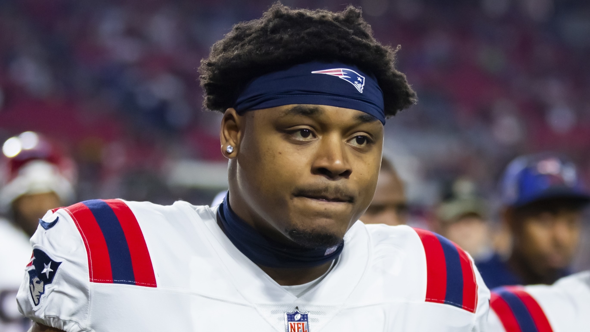 New England Patriots defensive end DaMarcus Mitchell warms up