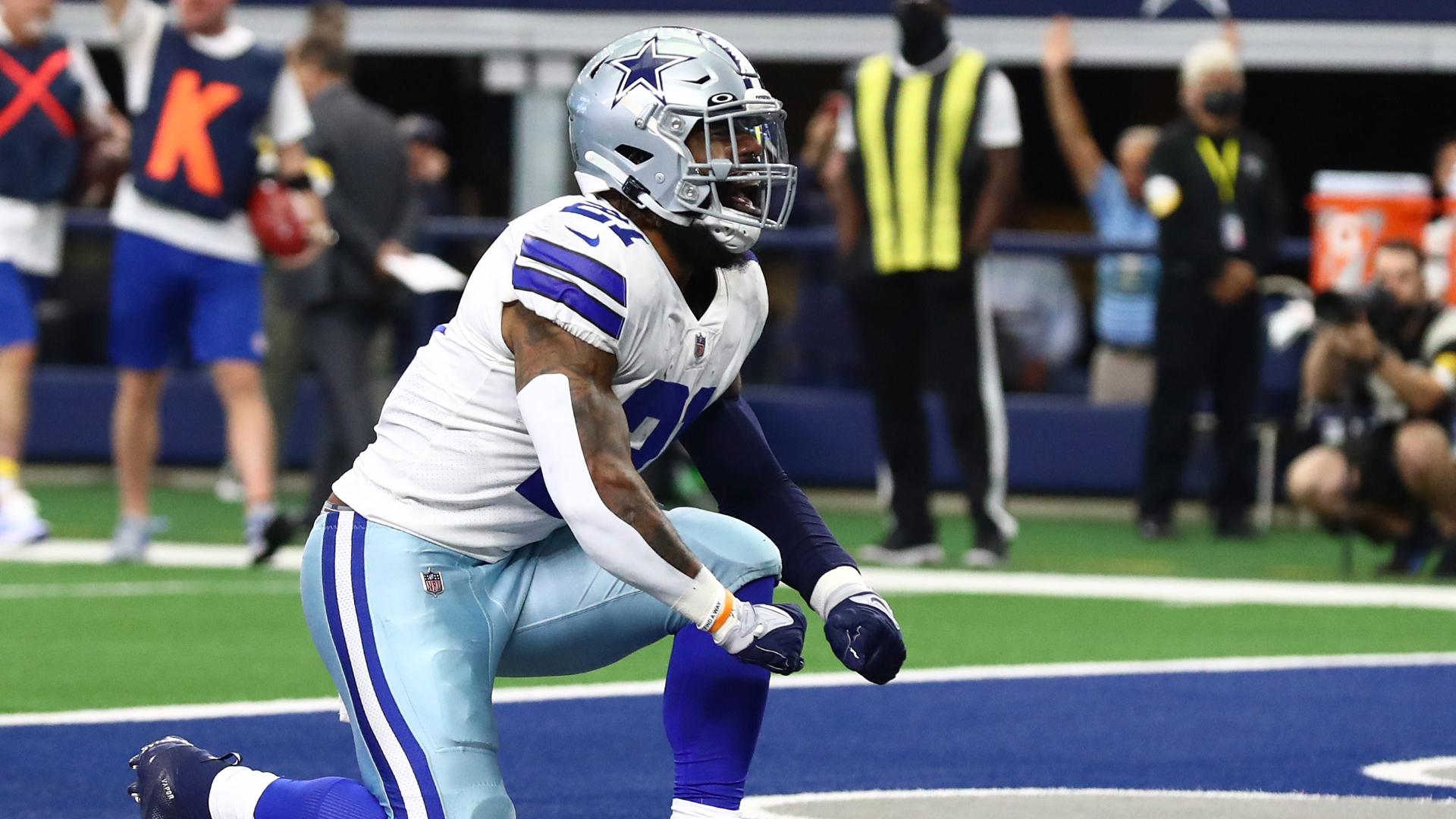 Pairing with Ezekiel Elliott excites Patriots RB Rhamondre Stevenson - ESPN  - New England Patriots Blog- ESPN