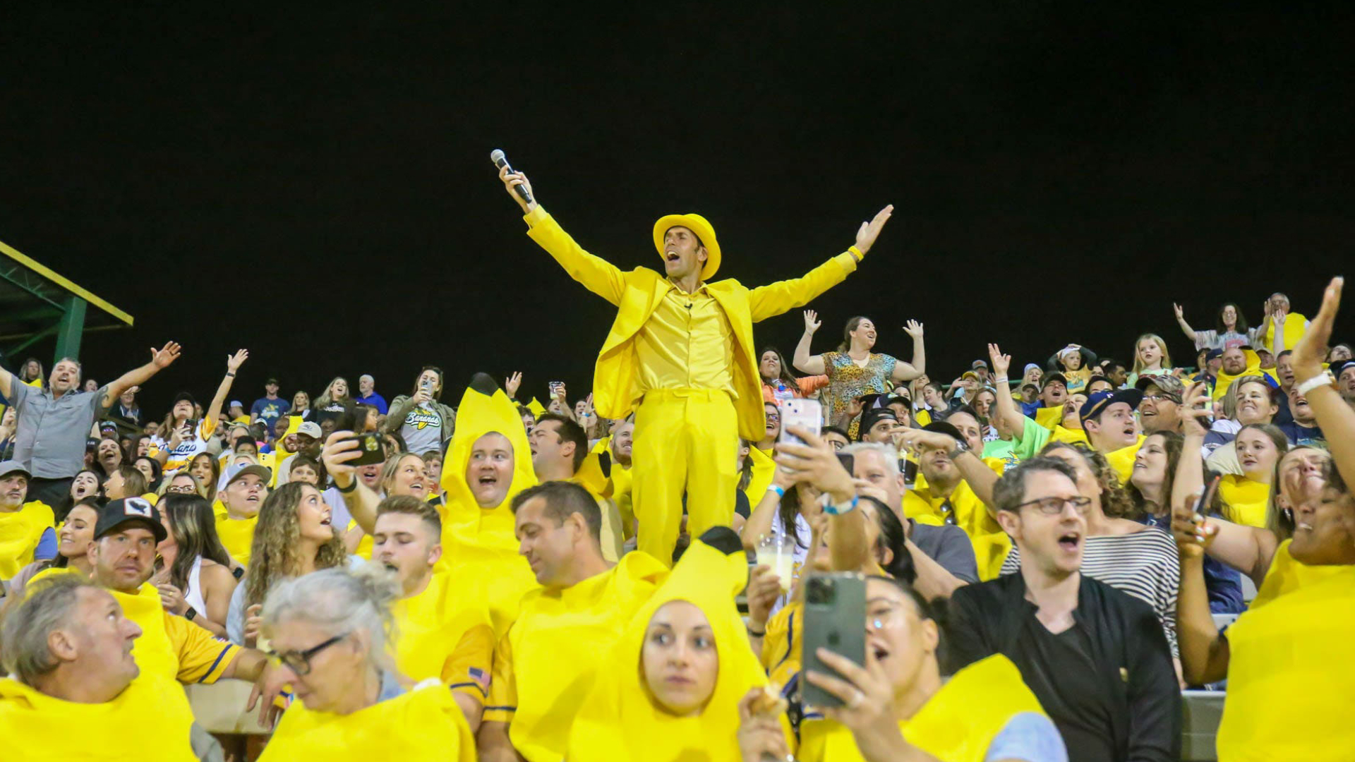 Brockton goes bananas for sold-out Savannah Bananas game 