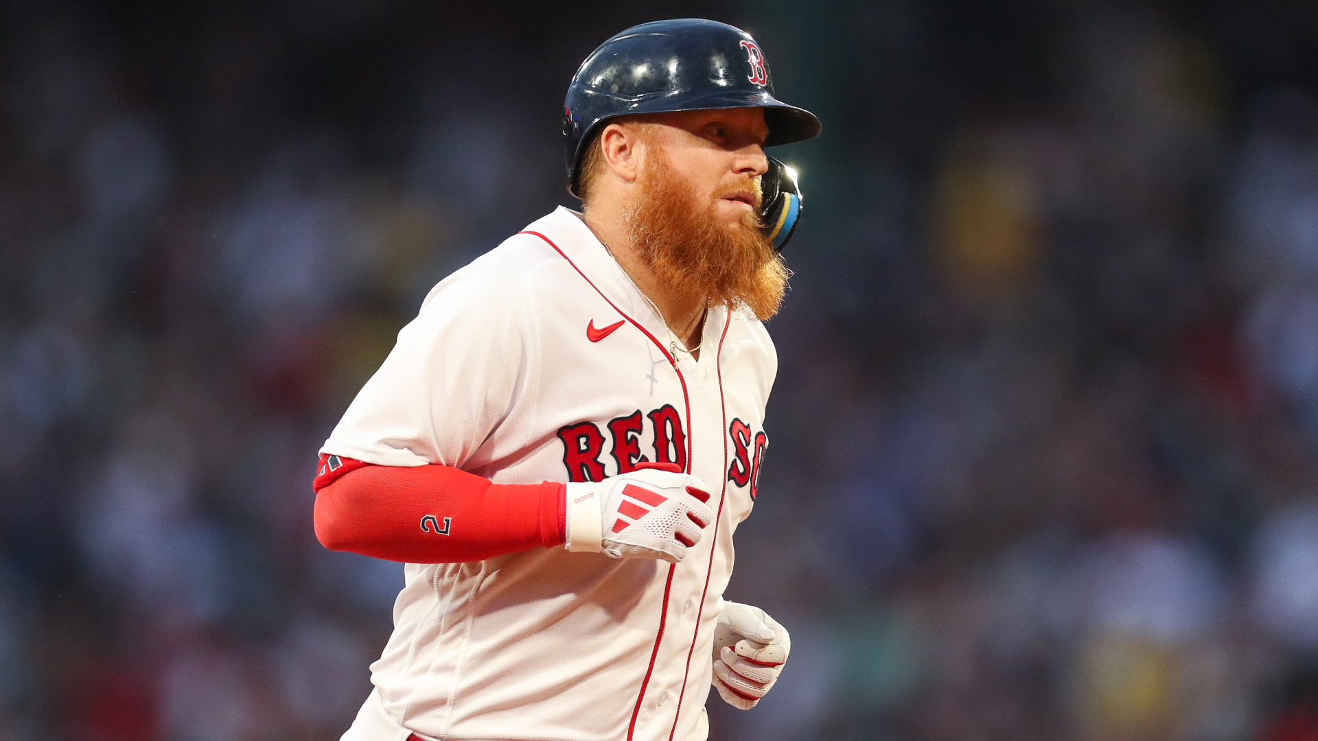 Justin Turner returns to the Red Sox' lineup on Saturday following a 4-game  absence