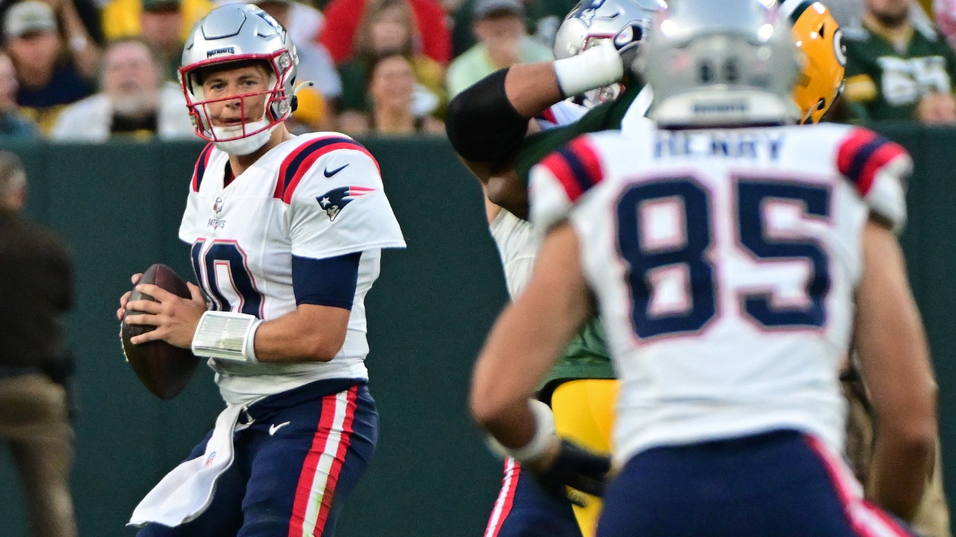 Patriots defeat Packers, 21-17, in suspended preseason game