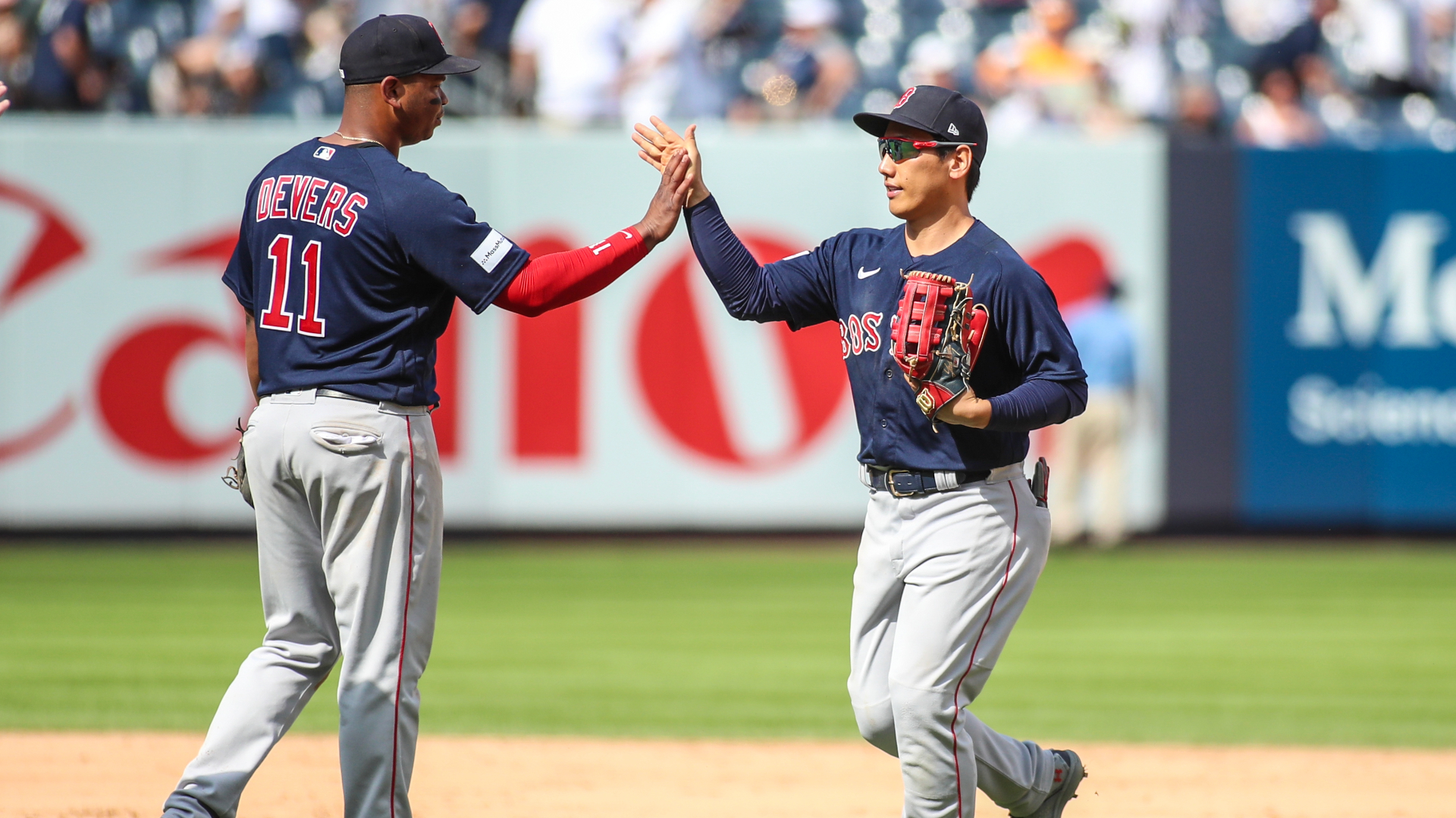 Thanks to Justin Turner's heroics, Red Sox win wild series finale to sweep  Yankees - The Boston Globe