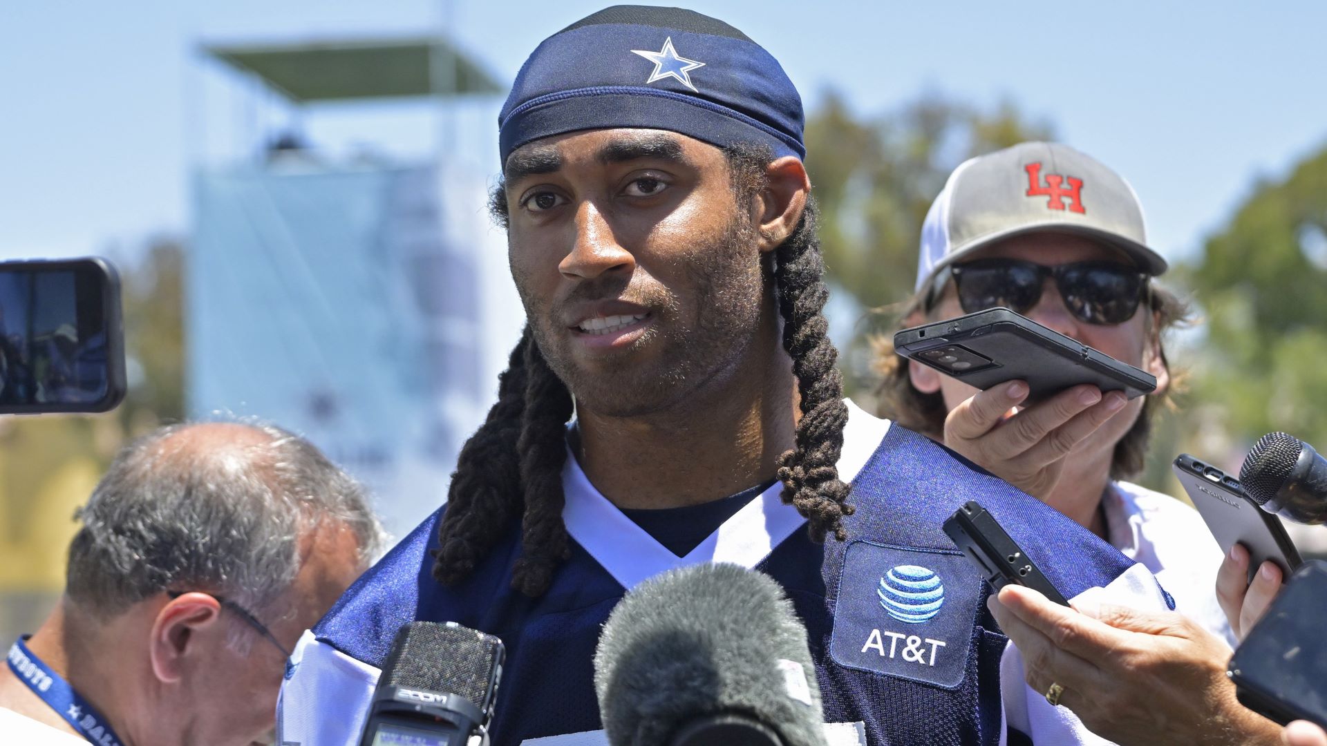 Cowboys-Colts Stephon Gilmore trade grades