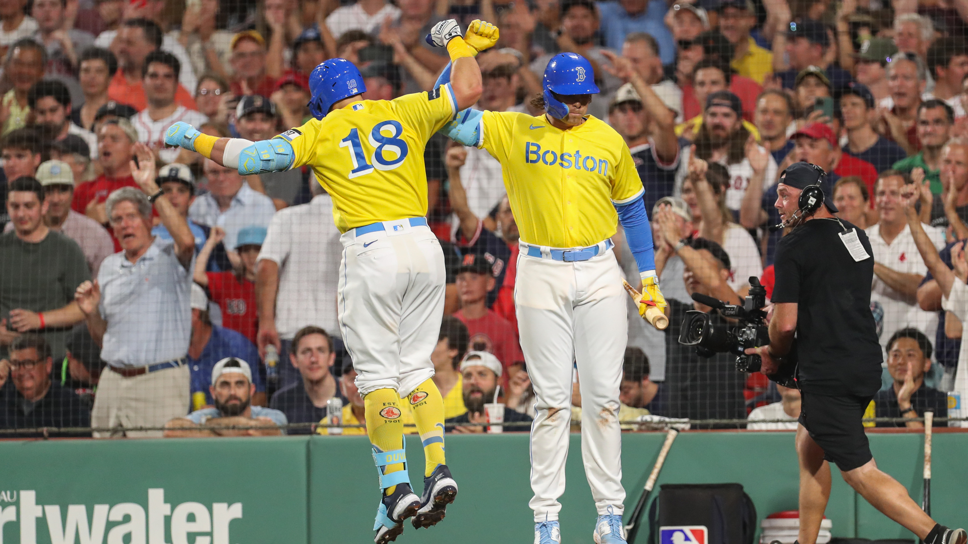 Why did the Boston Red Sox Wear Yellow and Blue Jerseys?