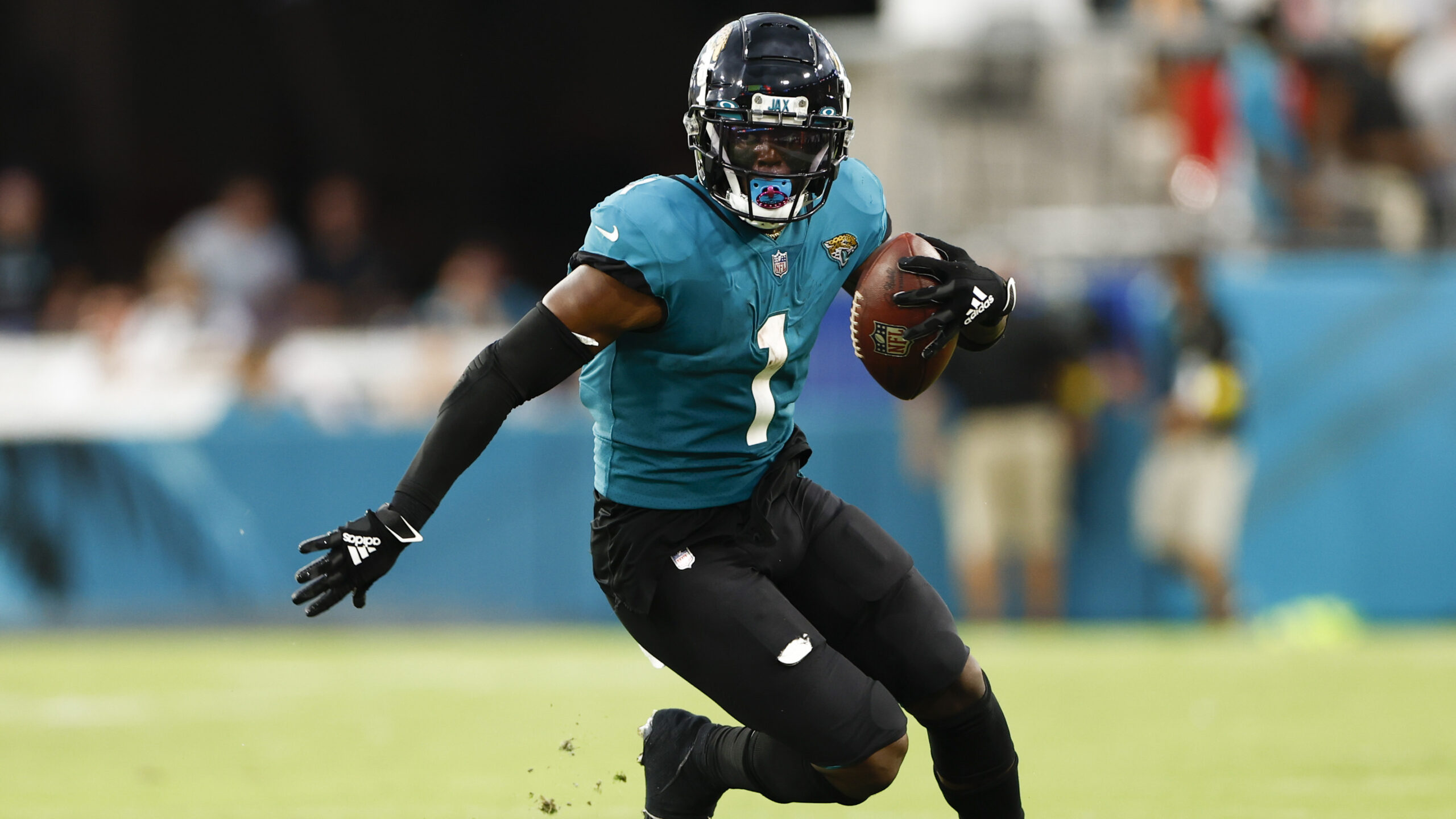 Jaguars-Chiefs odds: Jacksonville is 2.5-point underdog