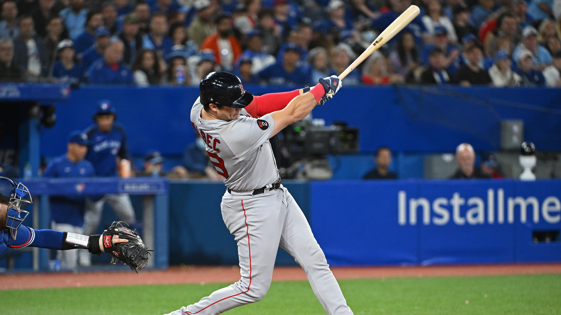 WATCH: Toronto Blue Jays Outfielder Kevin Kiermaier Robs Home Run vs.  Detroit Tigers - Fastball