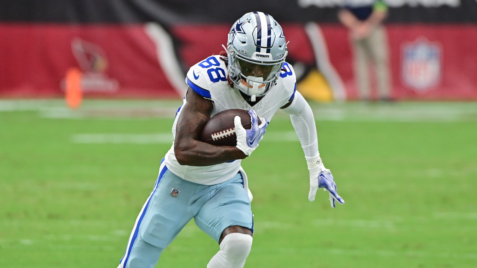 Dallas Cowboys Receiver CeeDee Lamb Featured On NFC East All-Rookie Team -  Offense - FanNation Dallas Cowboys News, Analysis and More