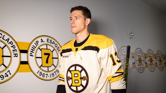 Bruins unveil 3 new jerseys ahead of centennial season